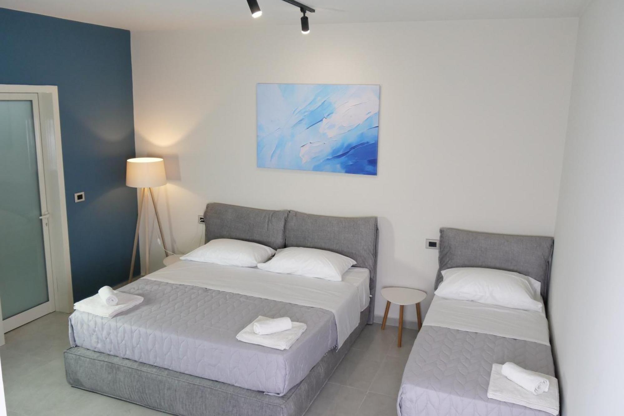 Stay-Five Rooms & Apartments Shkodra Exterior foto