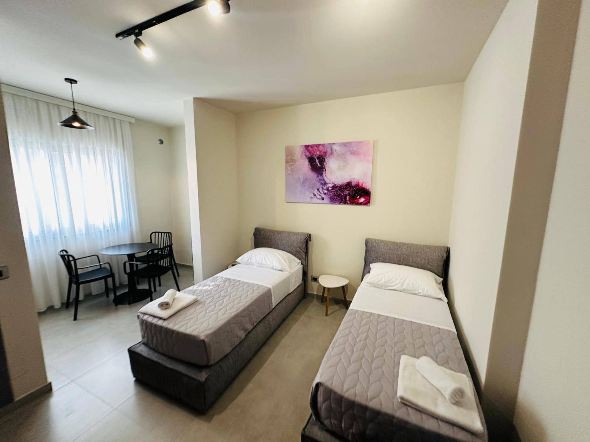 Stay-Five Rooms & Apartments Shkodra Exterior foto