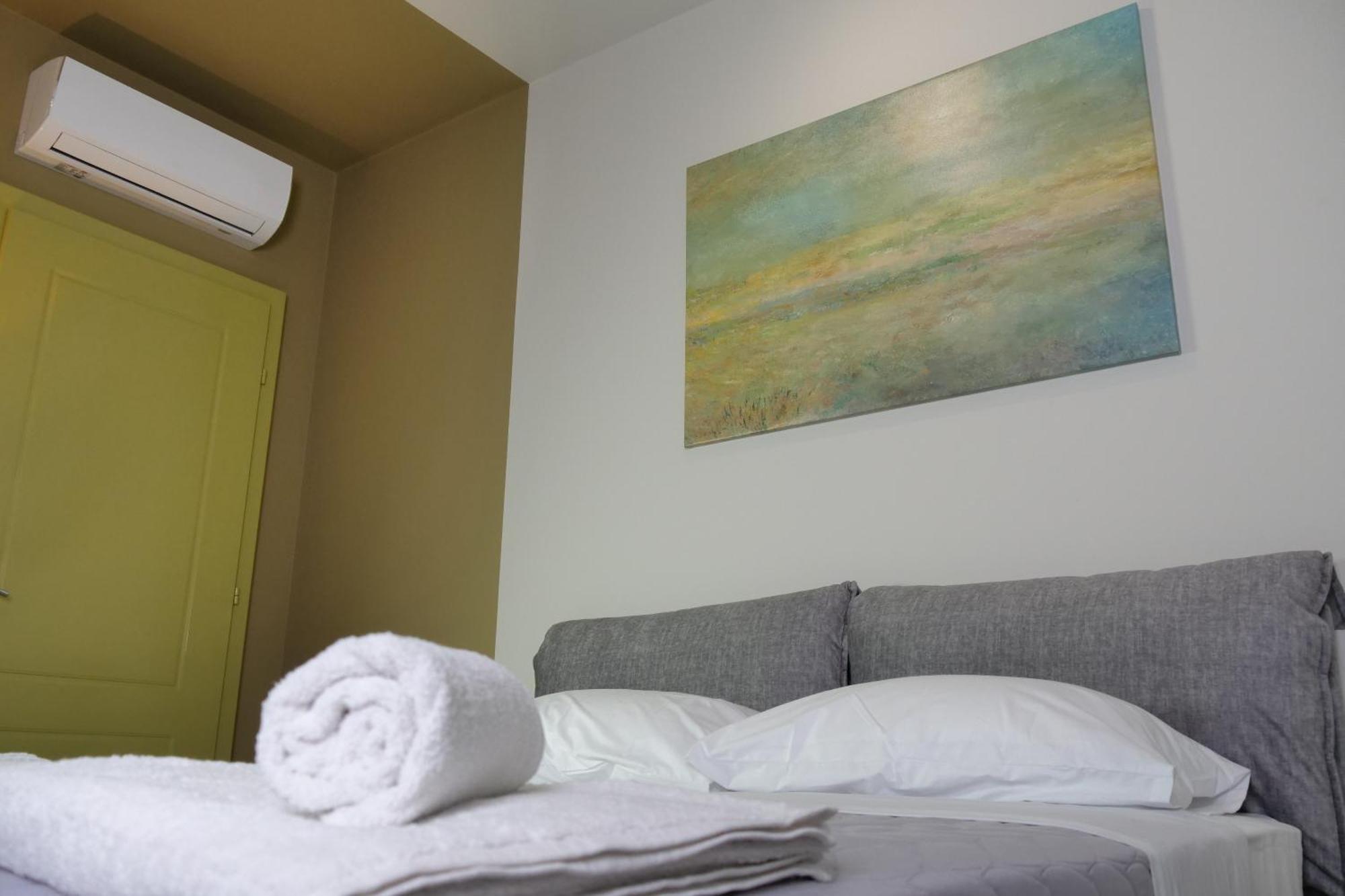Stay-Five Rooms & Apartments Shkodra Exterior foto